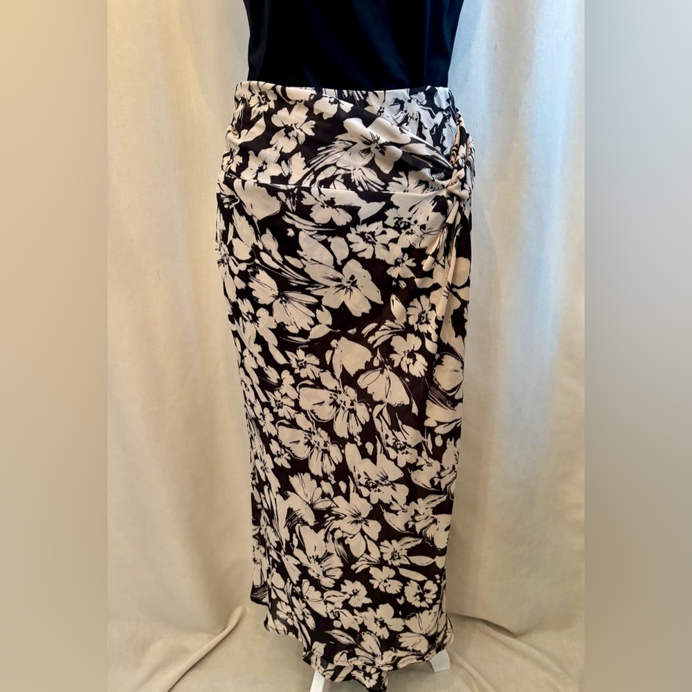 Becool Floral Pull On Midi Skirt